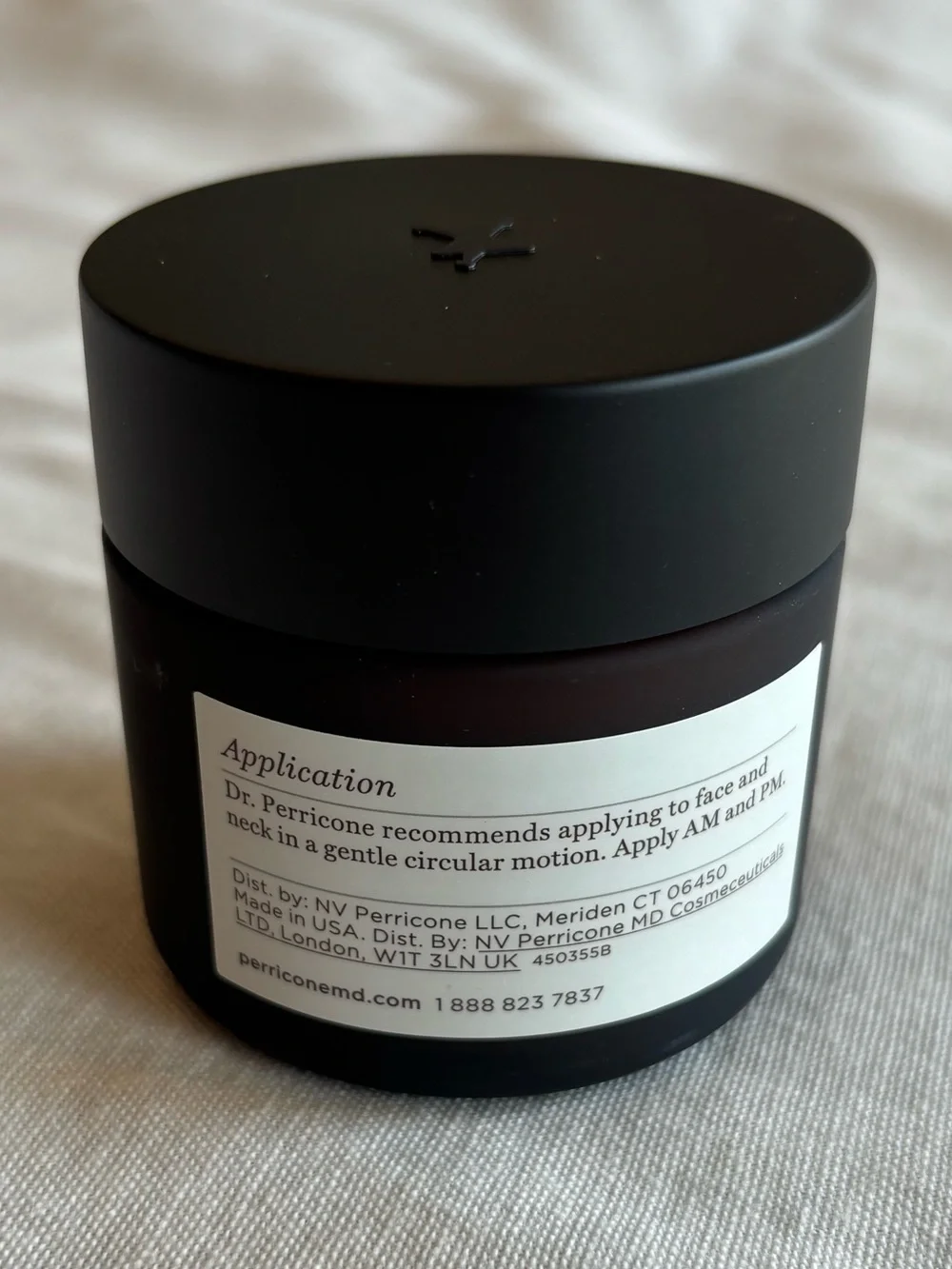 Perricone MD Face Finishing Moisturizer - Black and White Packaging